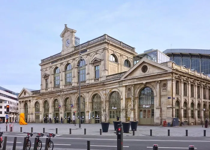 شقة Joli A Deux Pas De L'universite Catholique *